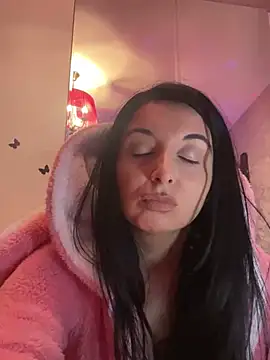 YreneRay online show from December 12, 2024, 2:44 pm