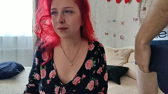 GenrikhBecca online show from November 3, 2025, 7:02 am