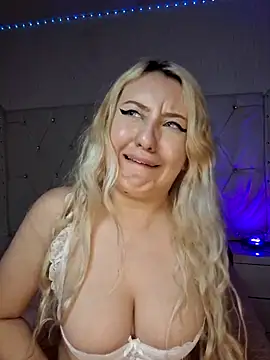 NibiruNairobi69 online show from February 14, 2025, 5:30 am