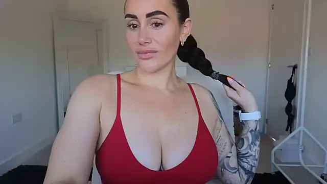 LibbyLoveHeartx online show from July 8, 2026, 8:15 am