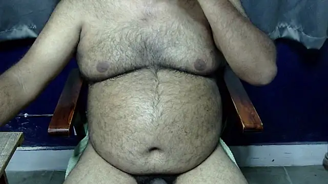 Snapshot of hairysubcub_70 chatting on May 13, 2026, 7:04 am hairysubcub 70 online show from May 13, 2026, 7:04 am