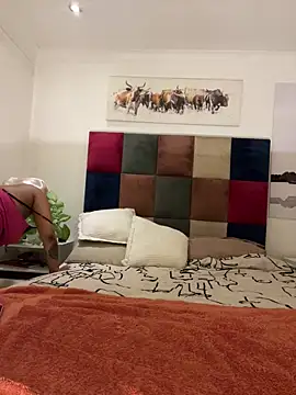 sexyTHANDO online show from March 4, 2026, 8:05 pm