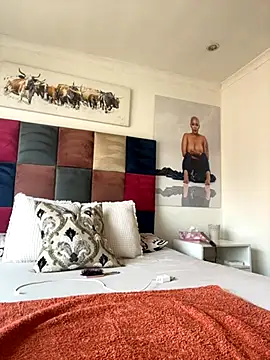 sexyTHANDO online show from November 1, 2025, 12:10 pm