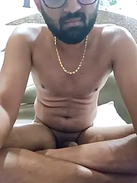love4shownude online show from March 11, 2026, 6:24 pm
