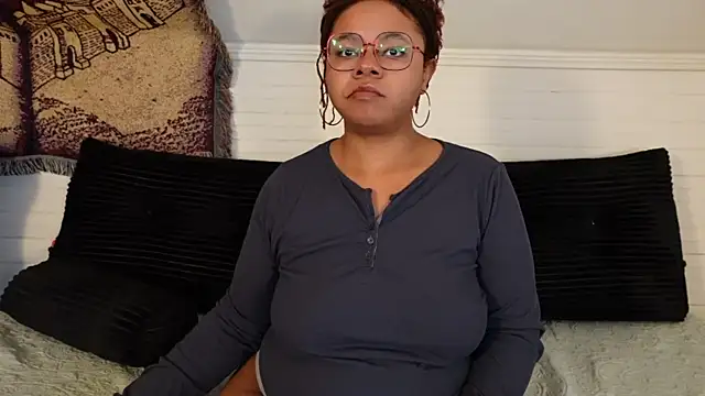 -khayaparker online show from June 1, 2026, 12:16 pm