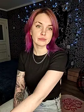 LazyTanukii online show from May 5, 2026, 6:27 am