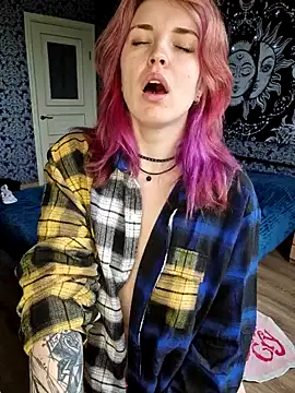 LazyTanukii online show from May 12, 2026, 7:05 am