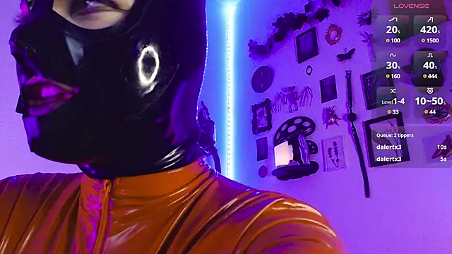 Snapshot of auroralatexprincess chatting on March 18, 2025, 5:23 pm auroralatexprincess online show from March 18, 2025, 5:23 pm