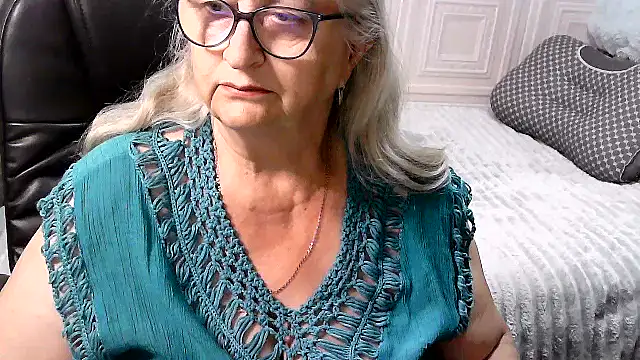 LolkaAlyss online show from June 16, 2026, 10:10 pm