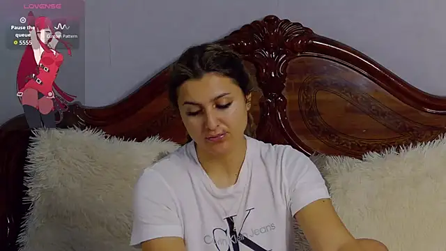 NicolePlay online show from February 26, 2026, 6:35 am