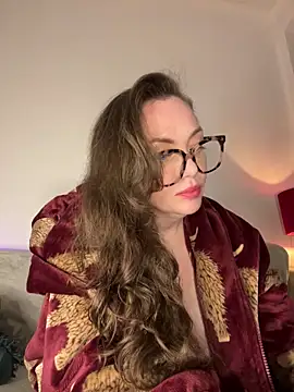 FemDom RubyKnightXXO online show from May 8, 2026, 8:01 pm
