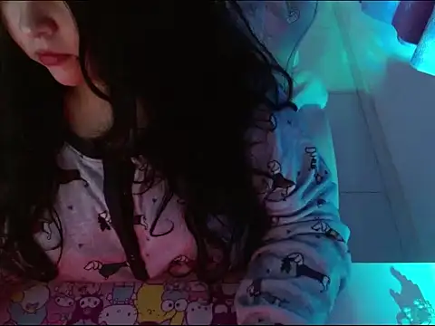 KittyK3 online show from October 2, 2025, 3:43 am