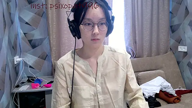 aliiiiiina online show from September 16, 2025, 7:31 am