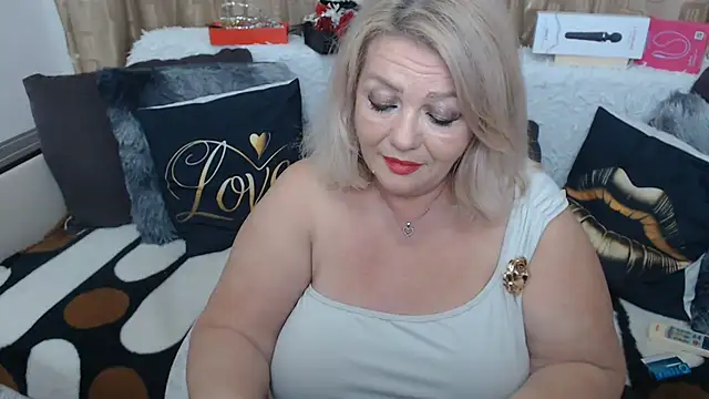 MsMelyssaxx online show from June 25, 2026, 3:15 am