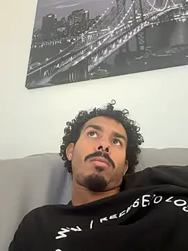 Snapshot of CR7si chatting on March 5, 2026, 5:42 pm CR7si online show from March 5, 2026, 5:42 pm