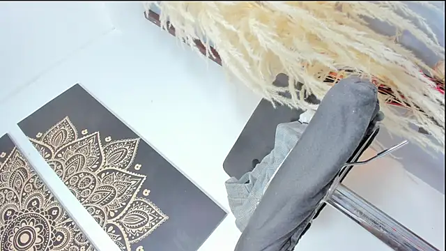 Tamara 18 online show from September 29, 2025, 10:44 am