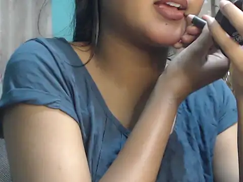 NancyRuvi online show from October 3, 2025, 3:35 pm