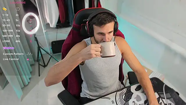 Raamoss online show from September 19, 2025, 4:11 pm