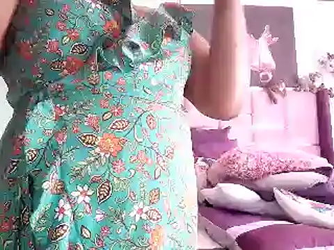 Snapshot of IndianDelia chatting on February 26, 2026, 6:13 am IndianDelia online show from February 26, 2026, 6:13 am