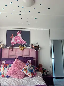 Snapshot of IndianDelia chatting on March 18, 2026, 5:21 am IndianDelia online show from March 18, 2026, 5:21 am