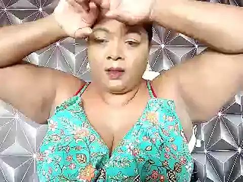 Snapshot of IndianDelia chatting on February 10, 2026, 6:45 am IndianDelia online show from February 10, 2026, 6:45 am