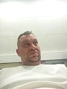 shygay42 online show from May 4, 2026, 4:21 pm