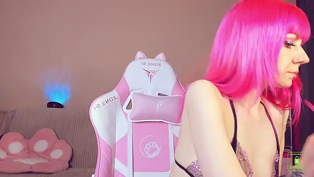 AmyRose6969 online show from December 18, 2025, 5:17 pm