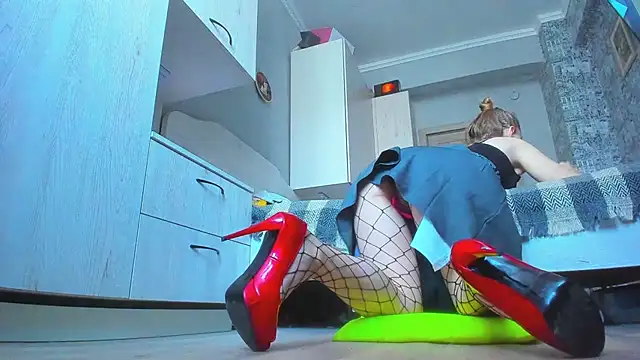 DUSSY PUSSY online show from September 26, 2025, 4:19 am