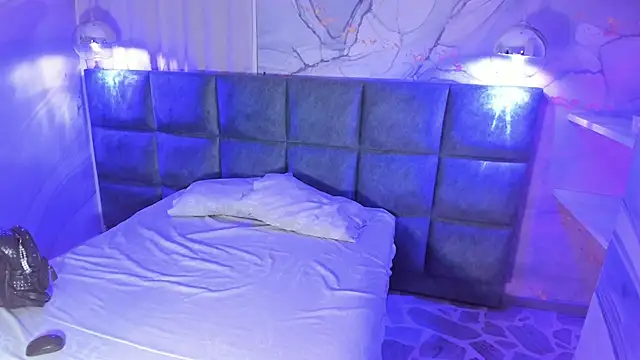 Maddysex  online show from May 8, 2026, 11:36 am