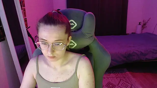 AnabelFrel online show from August 6, 2026, 12:27 am