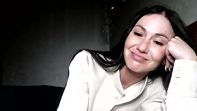 Snapshot of JulianaGold1 chatting on May 21, 2026, 6:38 pm JulianaGold1 online show from May 21, 2026, 6:38 pm