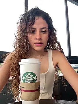 alana15 online show from December 17, 2025, 9:09 pm