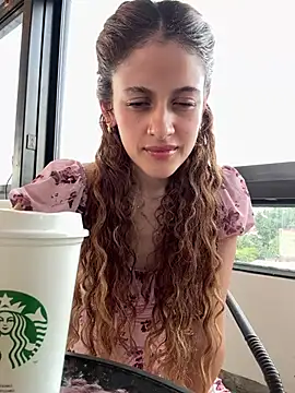 alana15 online show from March 18, 2025, 9:43 pm