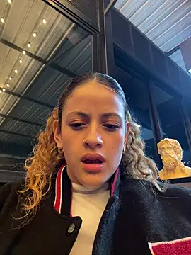 alana15 online show from March 18, 2025, 1:13 am