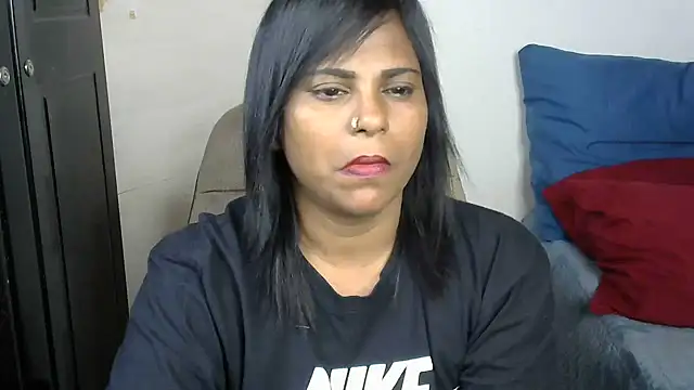 sunshinelady  online show from February 6, 2025, 12:26 pm