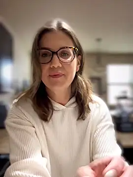 MaiseKnox online show from April 30, 2026, 10:03 pm