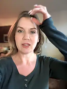 MaiseKnox online show from October 1, 2025, 10:24 pm