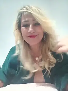 vivifernades online show from June 10, 2026, 2:29 pm