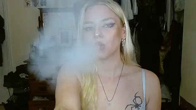 Snapshot of April_LoveUK chatting on November 9, 2025, 10:03 pm April LoveUK online show from November 9, 2025, 10:03 pm