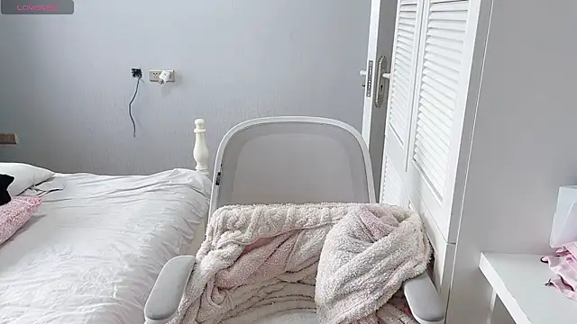 orla2021 online show from November 3, 2025, 12:38 am