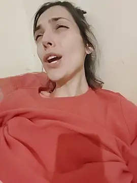 Snapshot of JoLeNe27 chatting on March 13, 2026, 6:02 pm JoLeNe27 online show from March 13, 2026, 6:02 pm