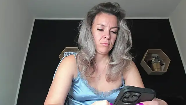 Alesys69 online show from September 26, 2025, 10:38 pm