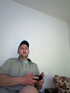 Flakka95 online show from April 10, 2026, 12:39 am