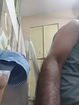 Rohit19997776 online show from May 13, 2026, 9:44 pm