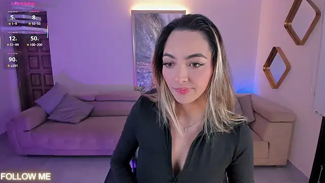 MelissaMoore  online show from October 1, 2025, 2:38 am