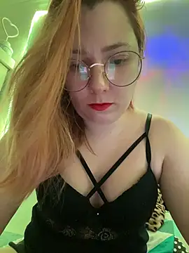 Patriciamoura69 online show from August 3, 2026, 9:31 pm