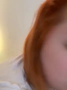 Patriciamoura69 online show from September 15, 2025, 2:17 pm