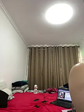 Patriciamoura69 online show from March 19, 2025, 6:44 pm