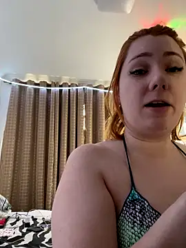 Patriciamoura69 online show from September 20, 2025, 3:06 pm