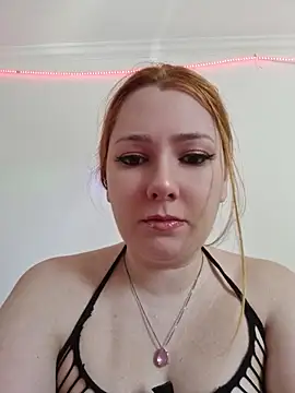 Patriciamoura69 online show from July 17, 2026, 5:54 pm
